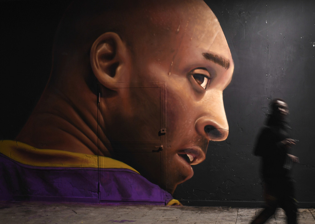 跟队：邓弗里斯脚踝疼痛未消除，可能告别2025年剩余比赛（队记：邓弗里斯脚踝伤未愈，或无缘2025年剩余赛程）