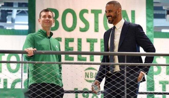 王钰栋新经纪公司：曾代理莱万、拜尔，旗下球员多在德国、瑞士踢球（王钰栋签约新经纪公司：曾服务莱万、拜尔，客户多征战德瑞联赛）