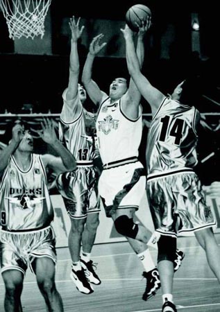 经纪人：若C罗现在出道只能去英甲，因为他只会踩单车耍花活（经纪人称：若C罗如今才出道，只能踢英甲，因过于依赖踩单车等花哨技巧）