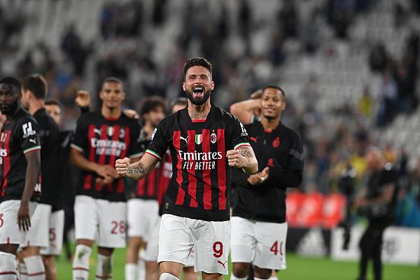 半场战报：皇马0-0塞尔塔，米利唐伤退，居莱尔射门偏出（半场速递：皇马与塞尔塔互交白卷，米利唐因伤离场，居莱尔射偏）