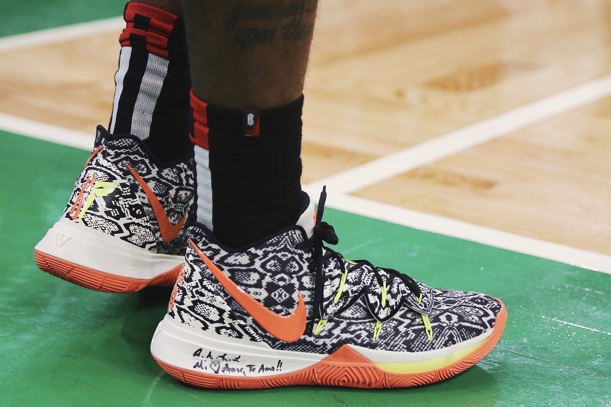 英超战报：利物浦2-1战胜曼联,（英超速递：利物浦2比1力克曼联）